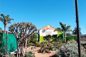 Hardeveld Lodge Outside View Aug 2025